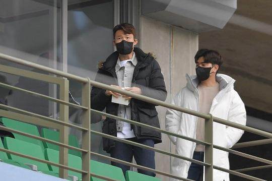 官方网页版登录-地狱特训？金相植欢迎孙准浩“归来” 入B队跟训名宿